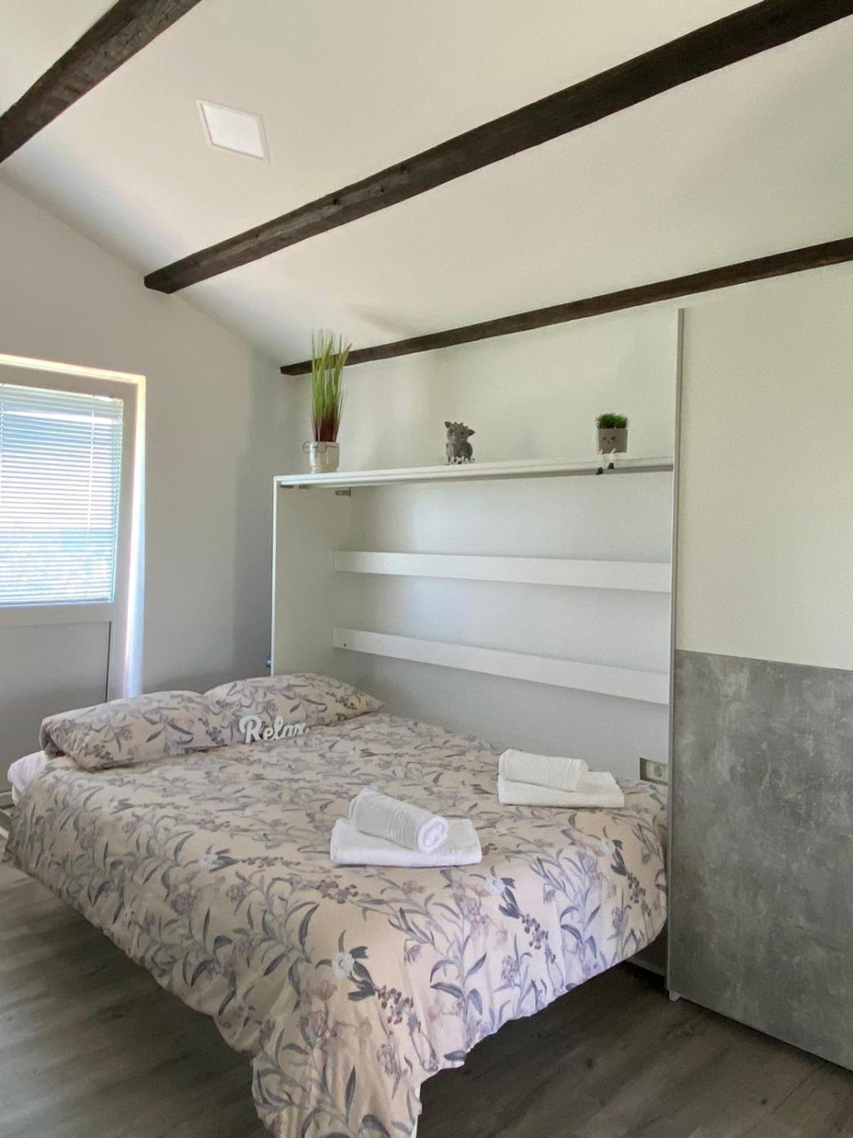 Apartma Vista Baredi Изола Екстериор снимка